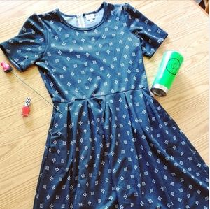 LuLaRoe Amelia Dress